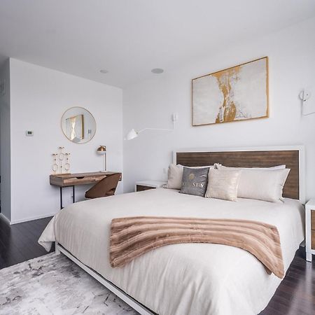 Fancy Downtown House With Hot Tub & Bbq By Globalstay Toronto Eksteriør bilde