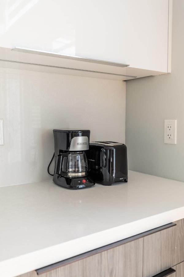 Fancy Downtown House With Hot Tub & Bbq By Globalstay Toronto Eksteriør bilde