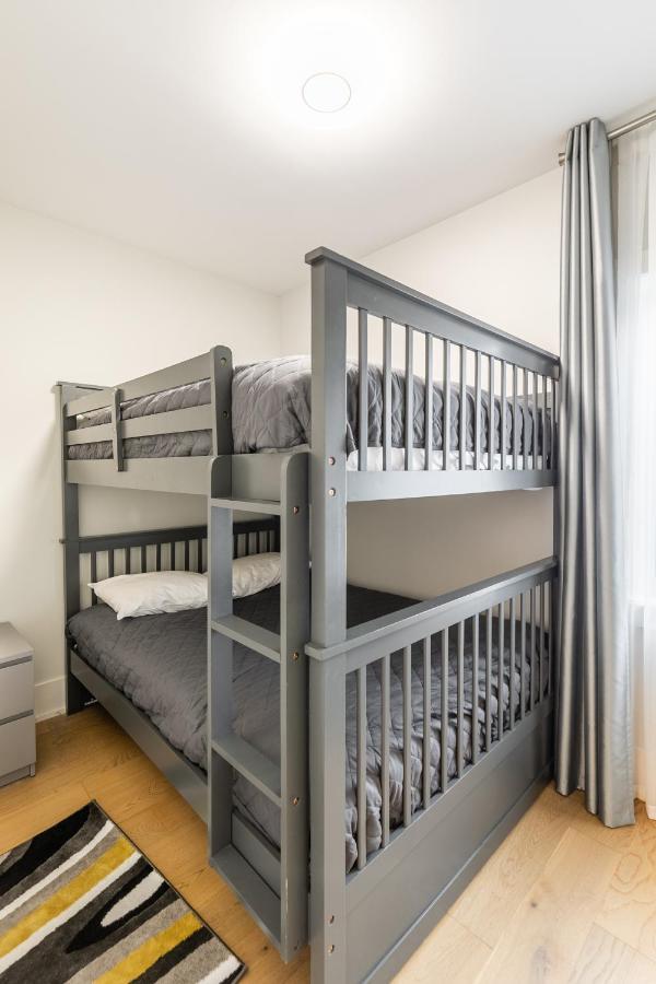 Fancy Downtown House With Hot Tub & Bbq By Globalstay Toronto Eksteriør bilde